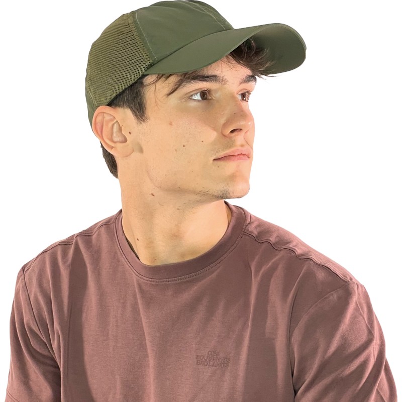 Baseball sport cap with mesh on the sides, UPF 50