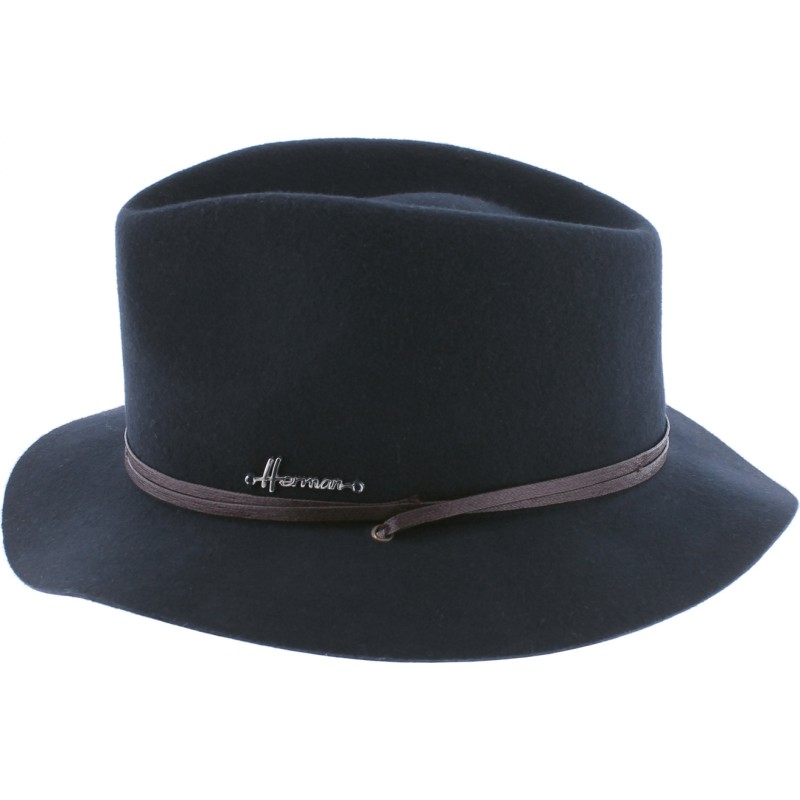 Felt hat 90gr with small plain brim with thin belt and imitation leath