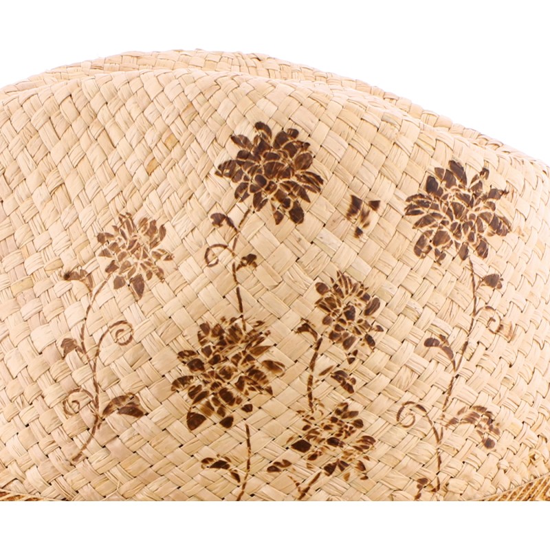 Large brim hat, in raffia straw, with braided hatband, hot-stamped flo