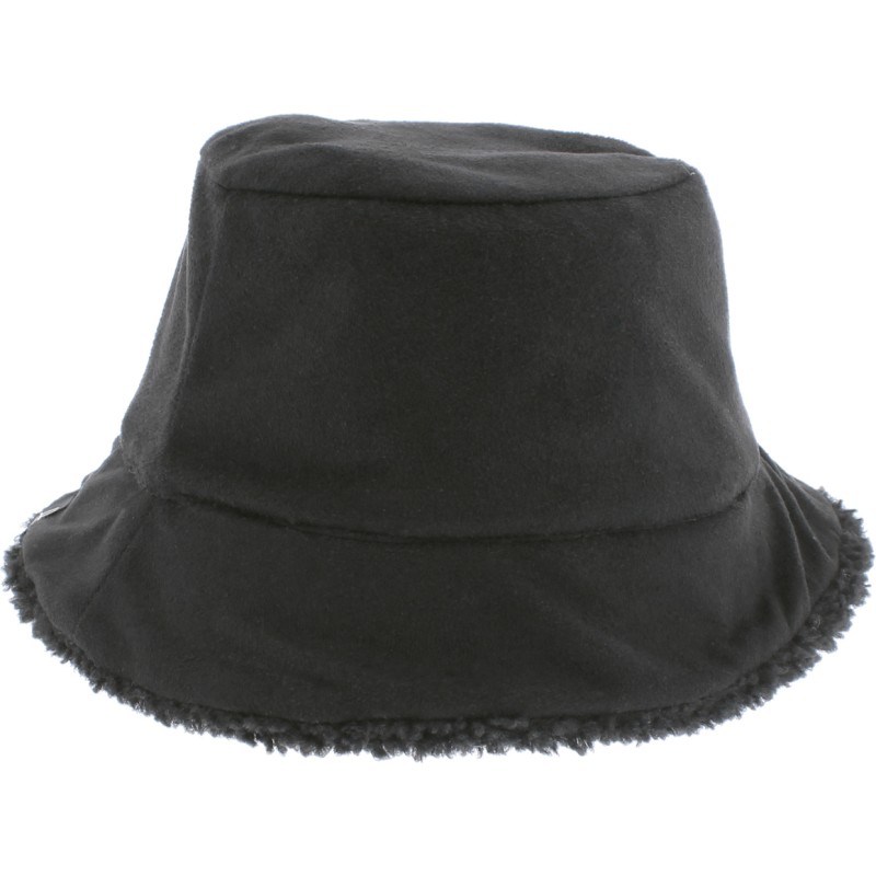 Flexible and reversible bucket hat in soft material on one side and pl