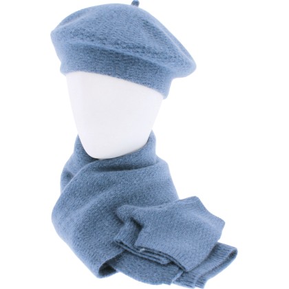 Plain set, with LUREX thread, consisting of a beret, mittens and a sca