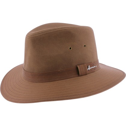 Large brim waterproof hat in waxed cotton