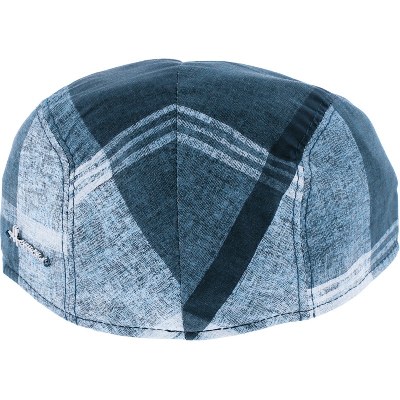 Flat cap with checked fabric