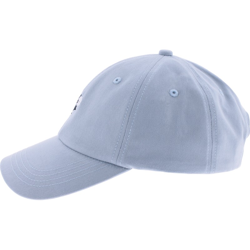 Plain color baseball cap with flower embroidery.