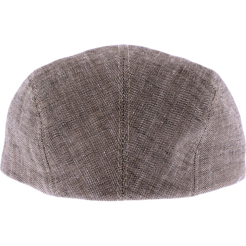 Flat cap in herringbone patterned fabric.