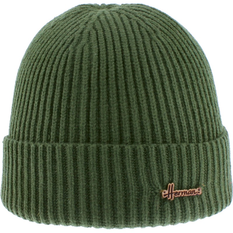 Plain short men's beanie with cuffs